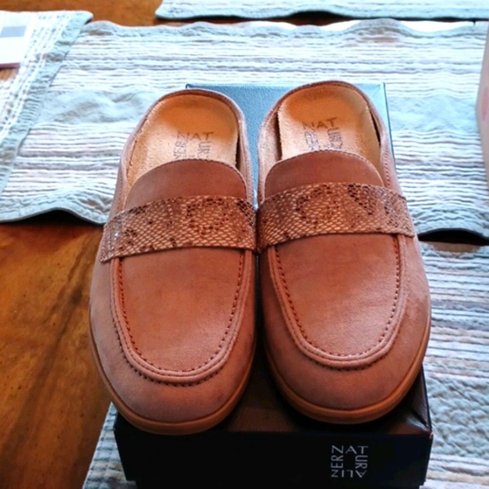 Womans shoes